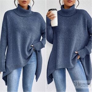 Perfectly Unbalanced Sweater - Navy